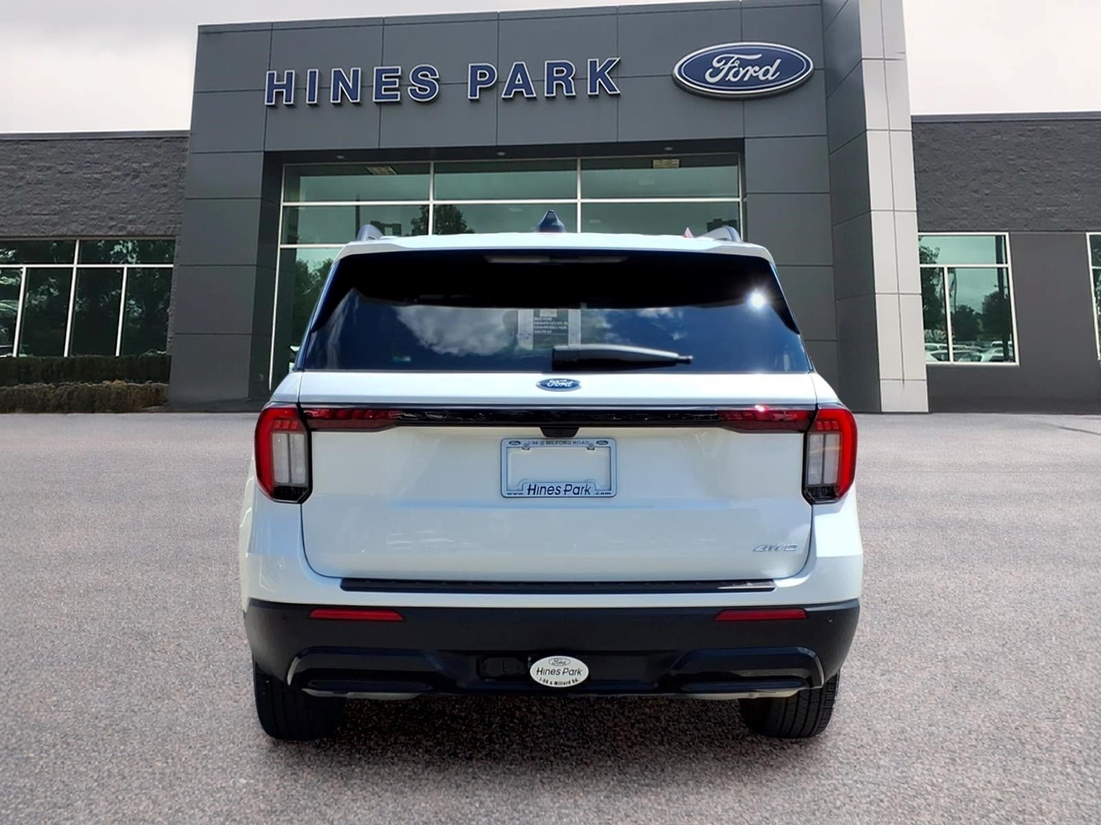 2025 Ford Explorer AWD ST-Line 4dr SUV
