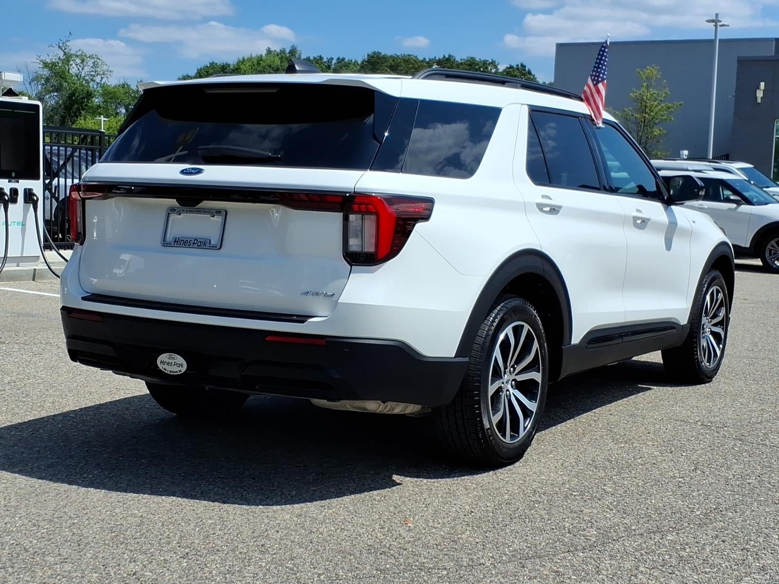 2025 Ford Explorer AWD ST-Line 4dr SUV