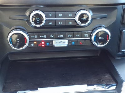 2023 Ford F-250SD Lariat 8 ' BOX