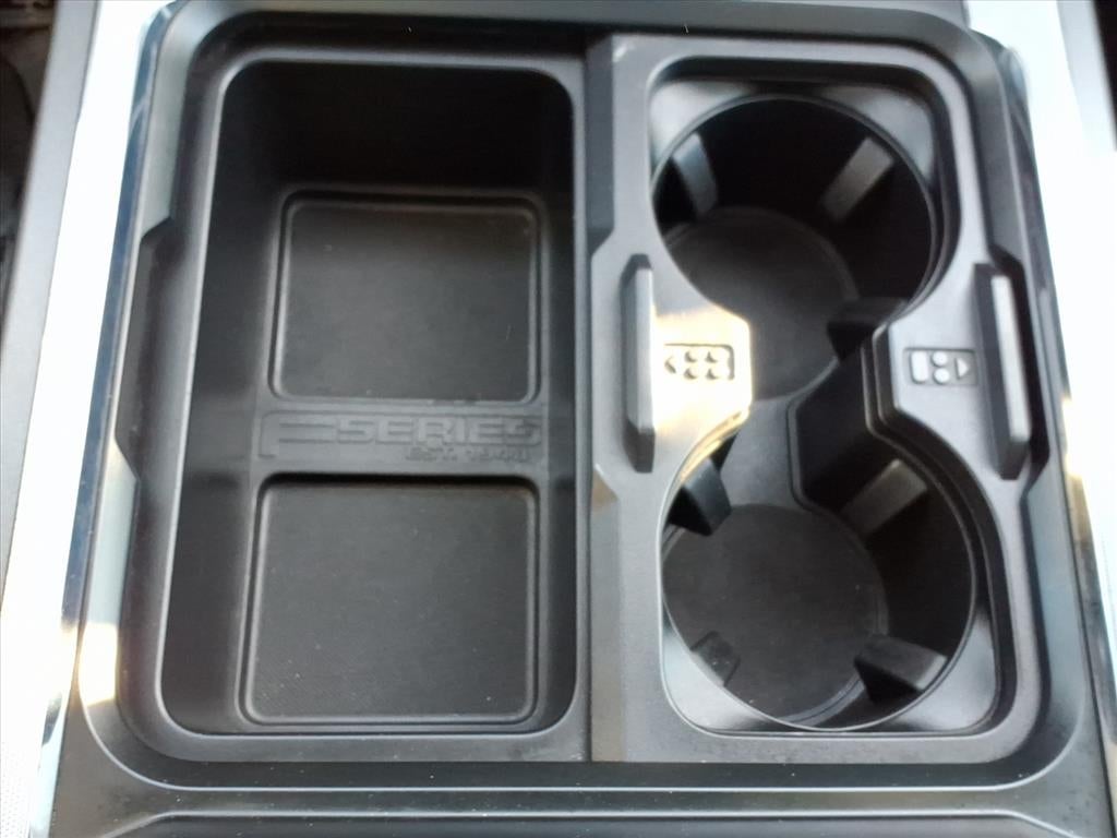 2023 Ford F-250SD Lariat 8 ' BOX