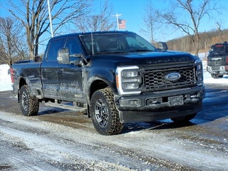 2023 Ford F-250SD Lariat 8 ' BOX