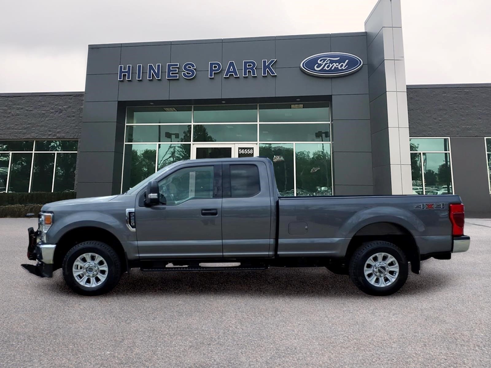 2021 Ford Super Duty F-250 SRW 4x4 XLT 4dr SuperCab 8 ft. LB Pickup