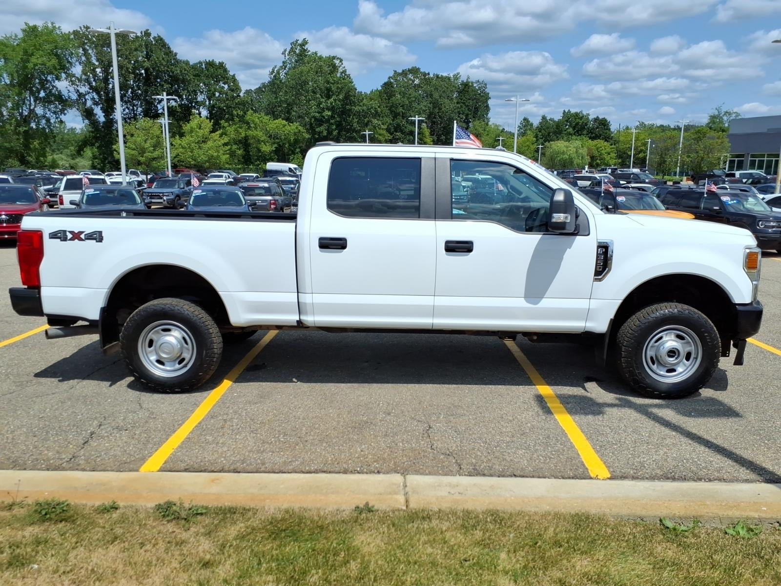 2022 Ford Super Duty F-350 SRW XL