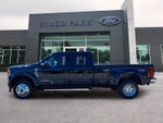 2022 Ford Super Duty F-450 DRW 4x4 Lariat 4dr Crew Cab 8 ft. LB DRW Pickup