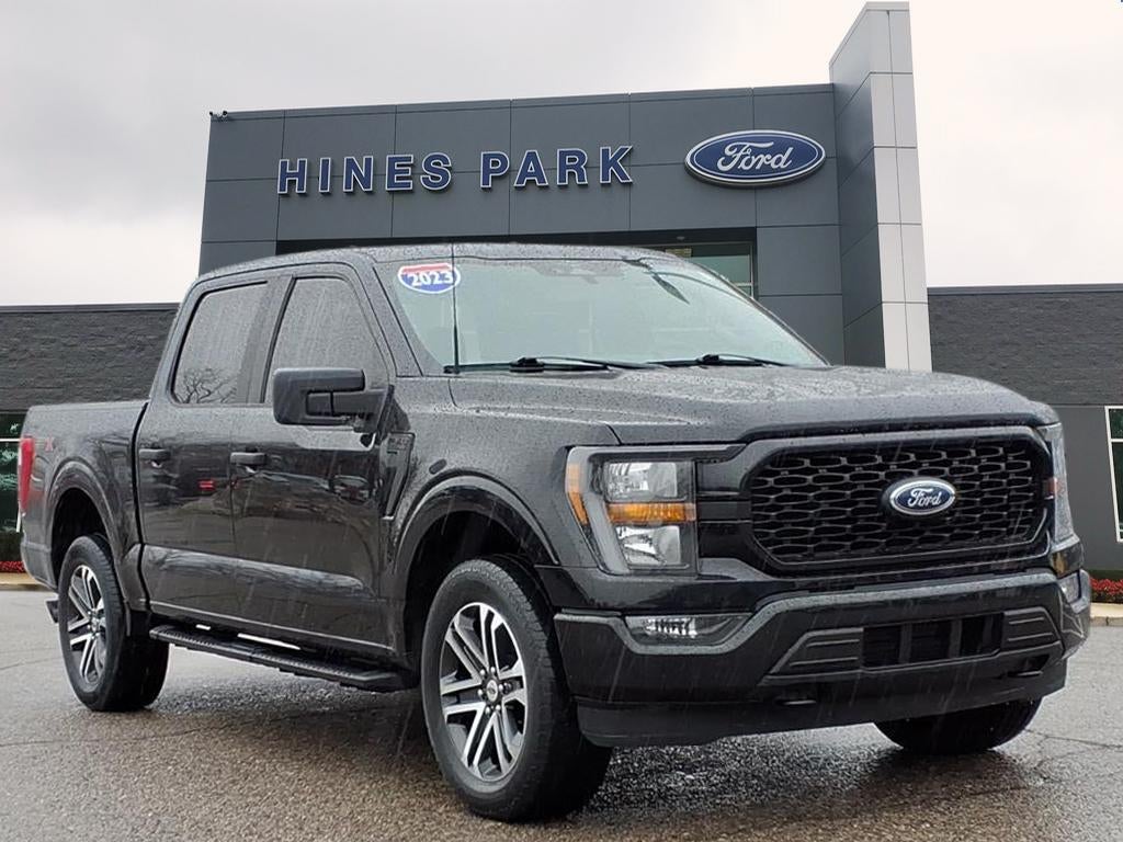 2023 Ford F-150 XL STX
