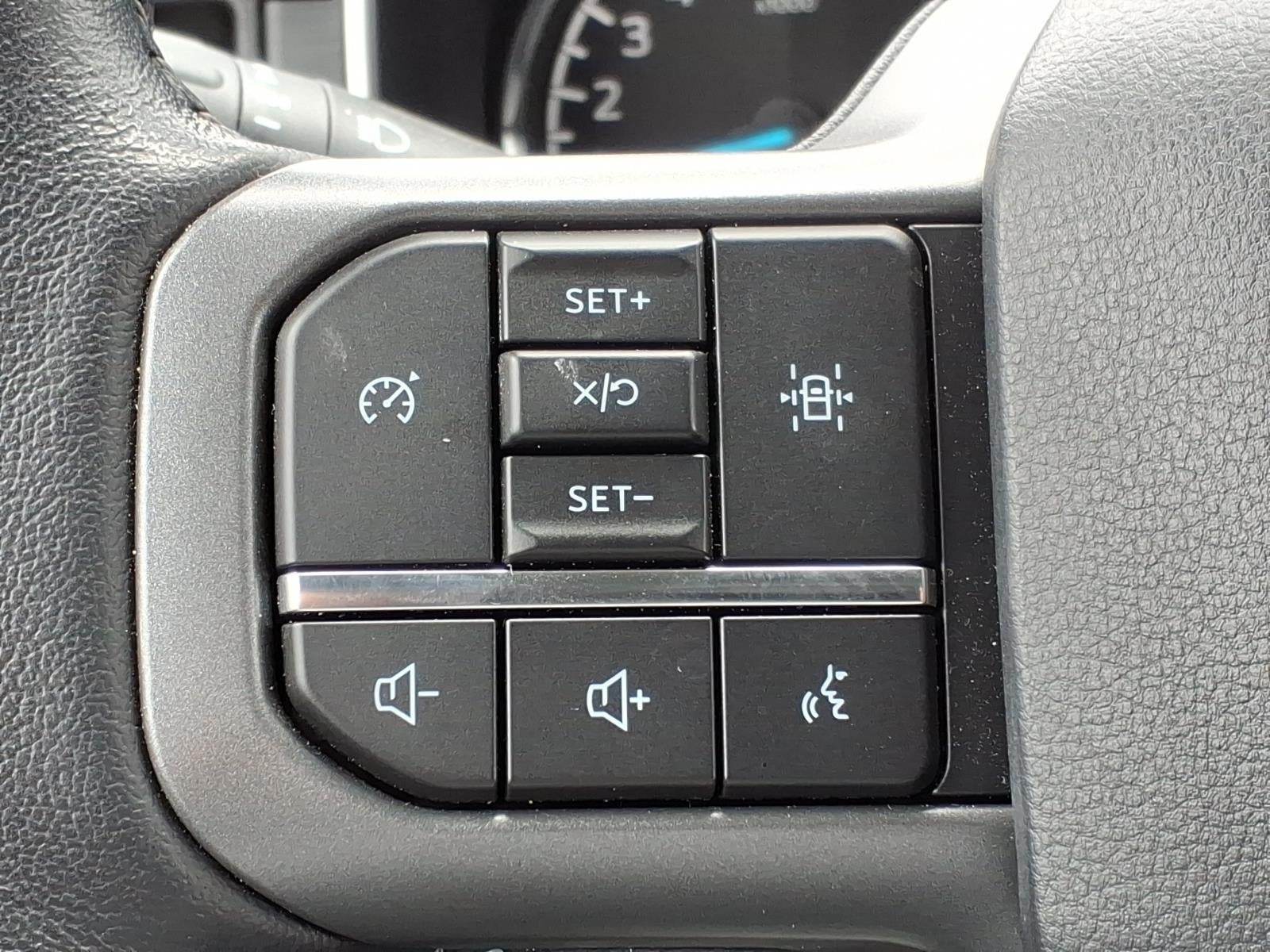 2022 Ford F-150 4x4 XLT 4dr SuperCrew 5.5 ft. SB