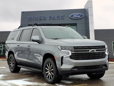 2021 Chevrolet Suburban RST