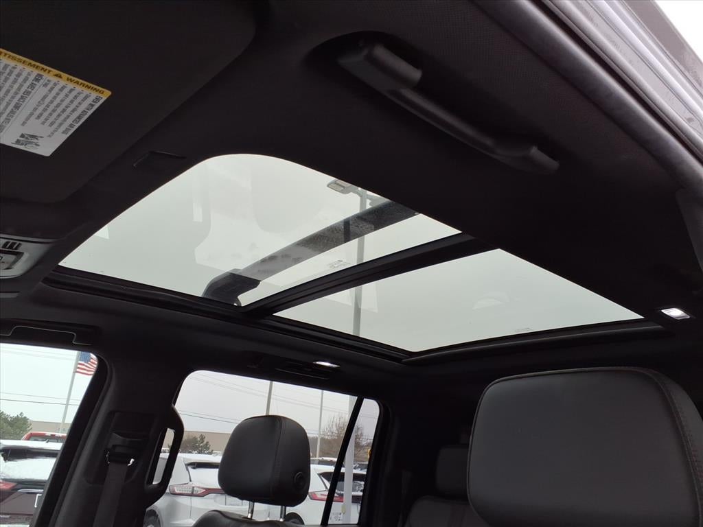 2021 Chevrolet Suburban RST