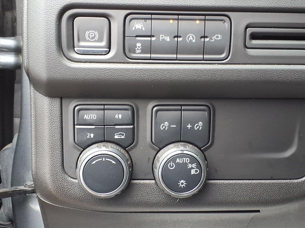 2021 Chevrolet Suburban RST