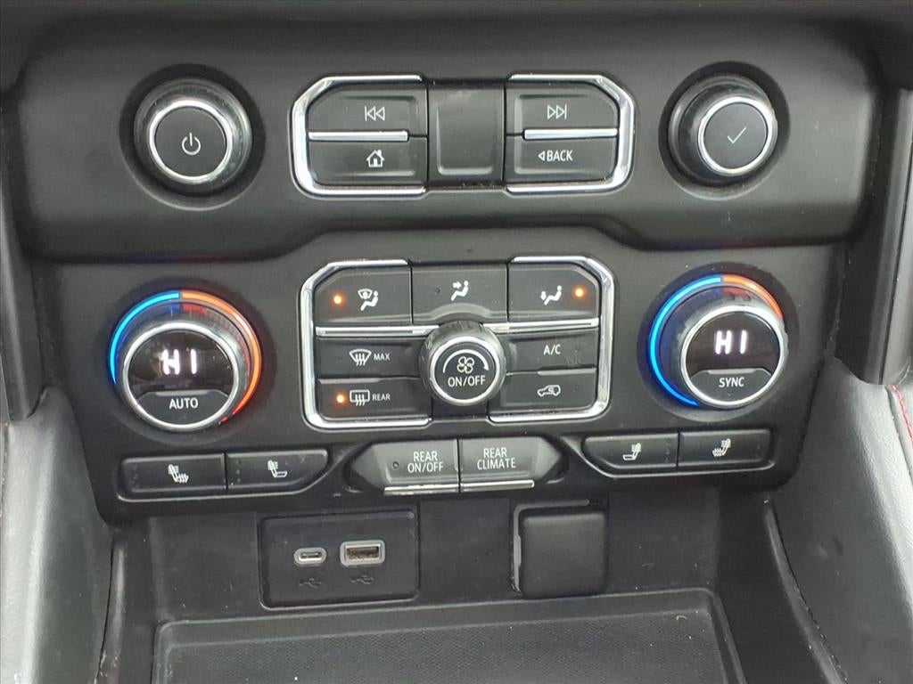 2021 Chevrolet Suburban RST