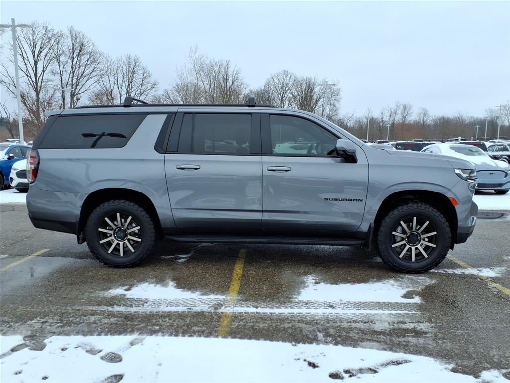2021 Chevrolet Suburban RST