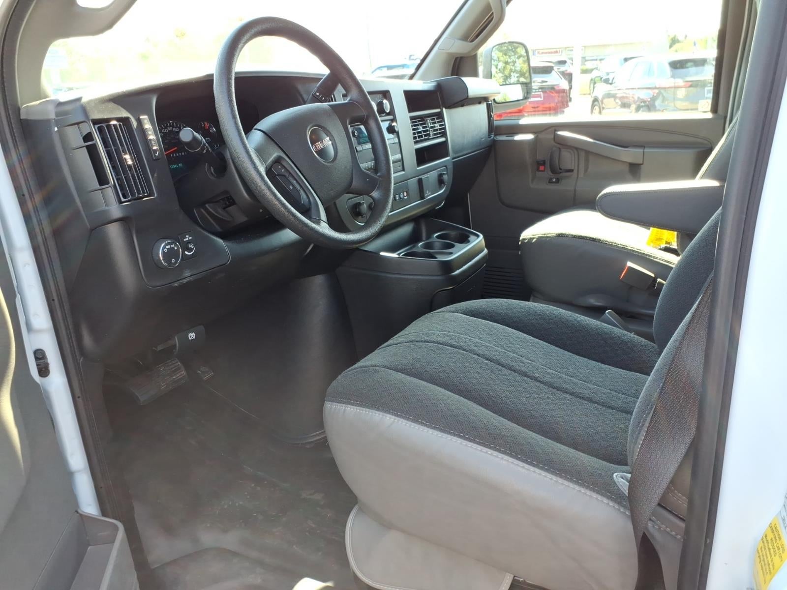 2025 GMC Savana Cargo Van 2500 3dr Cargo Van