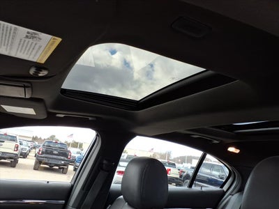 2016 Lincoln MKS Base