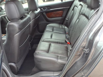 2016 Lincoln MKS Base