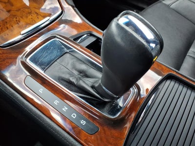 2016 Lincoln MKS Base