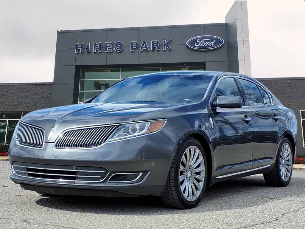 2016 Lincoln MKS Base