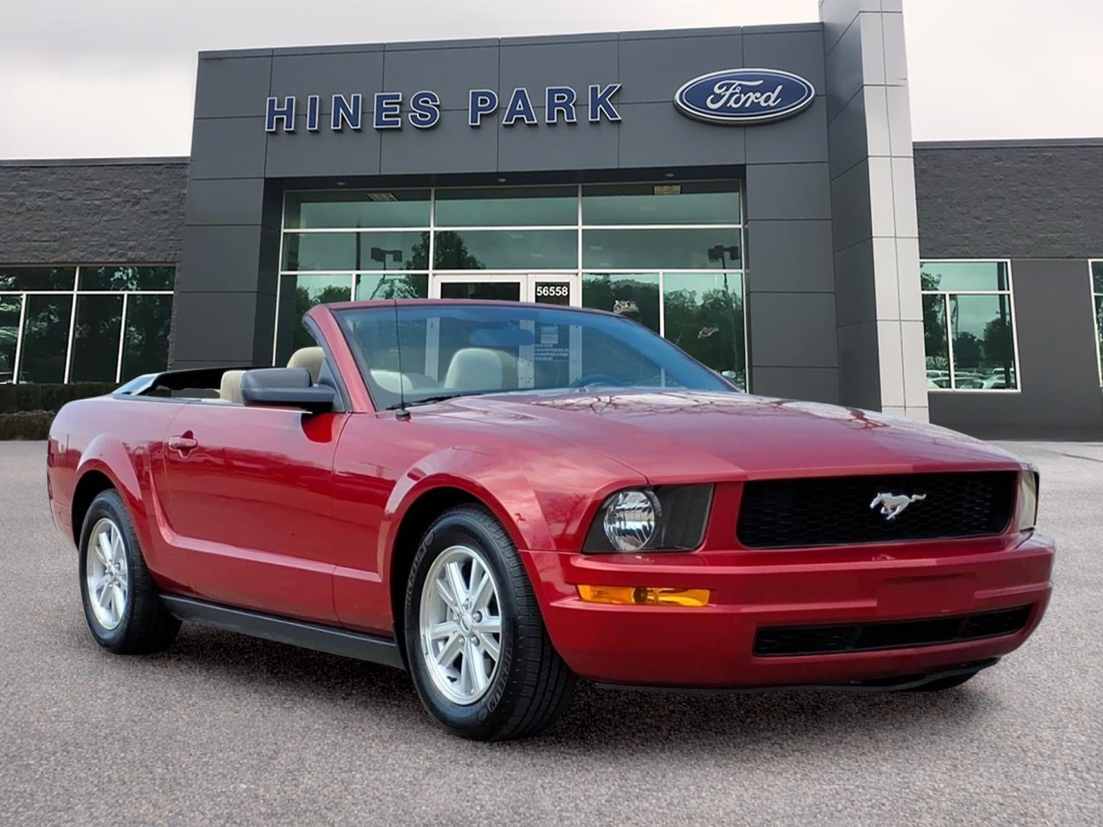 2008 Ford Mustang Deluxe