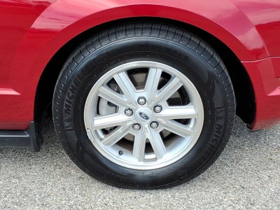 2008 Ford Mustang V6 Deluxe