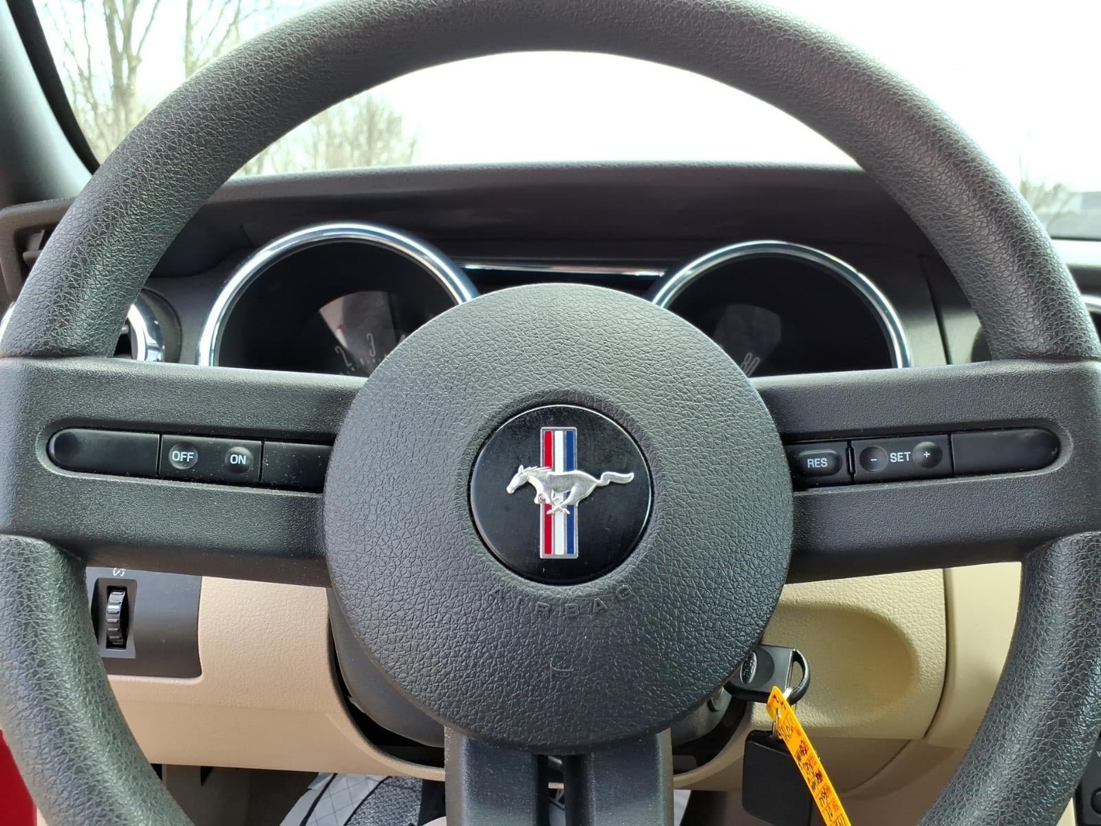 2008 Ford Mustang V6 Deluxe