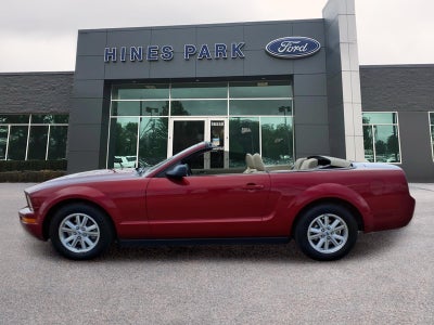 2008 Ford Mustang V6 Deluxe