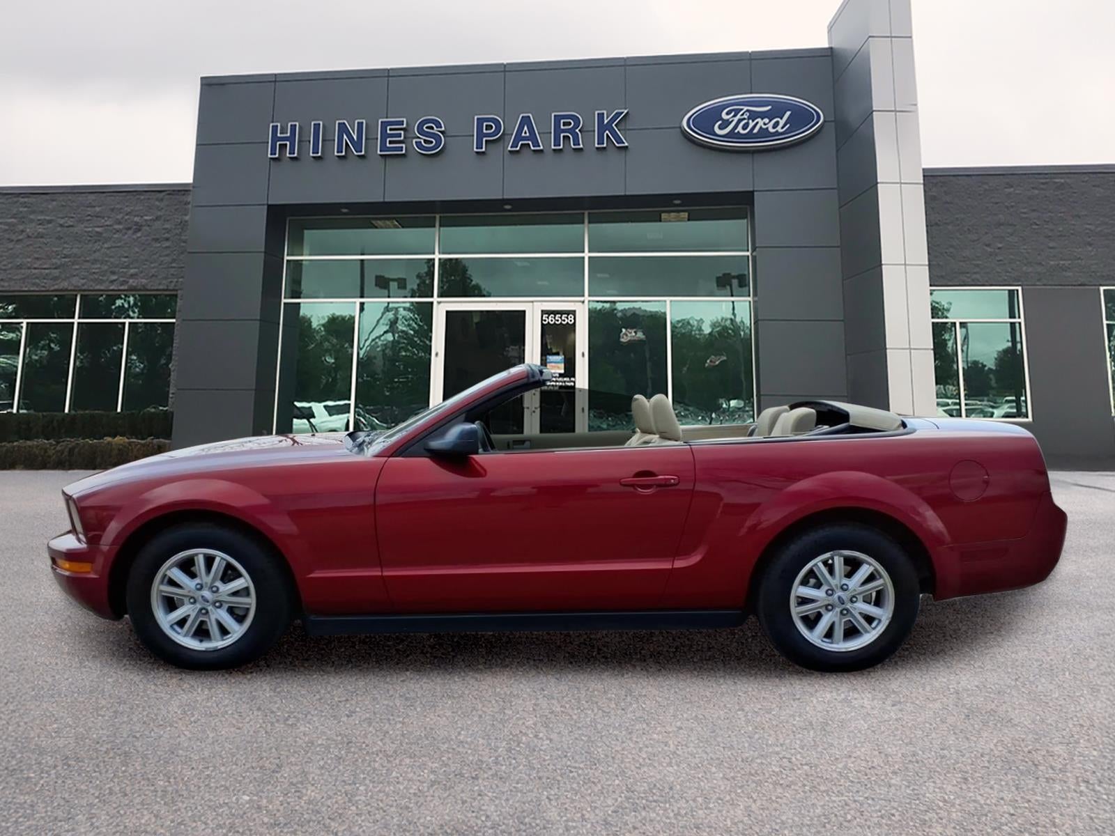 2008 Ford Mustang V6 Deluxe