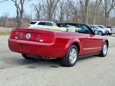 2008 Ford Mustang V6 Deluxe