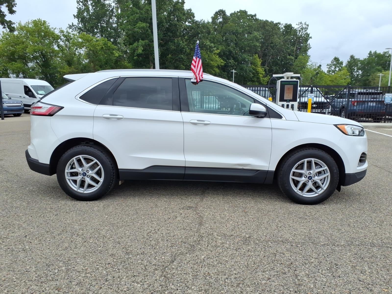 2021 Ford Edge SEL