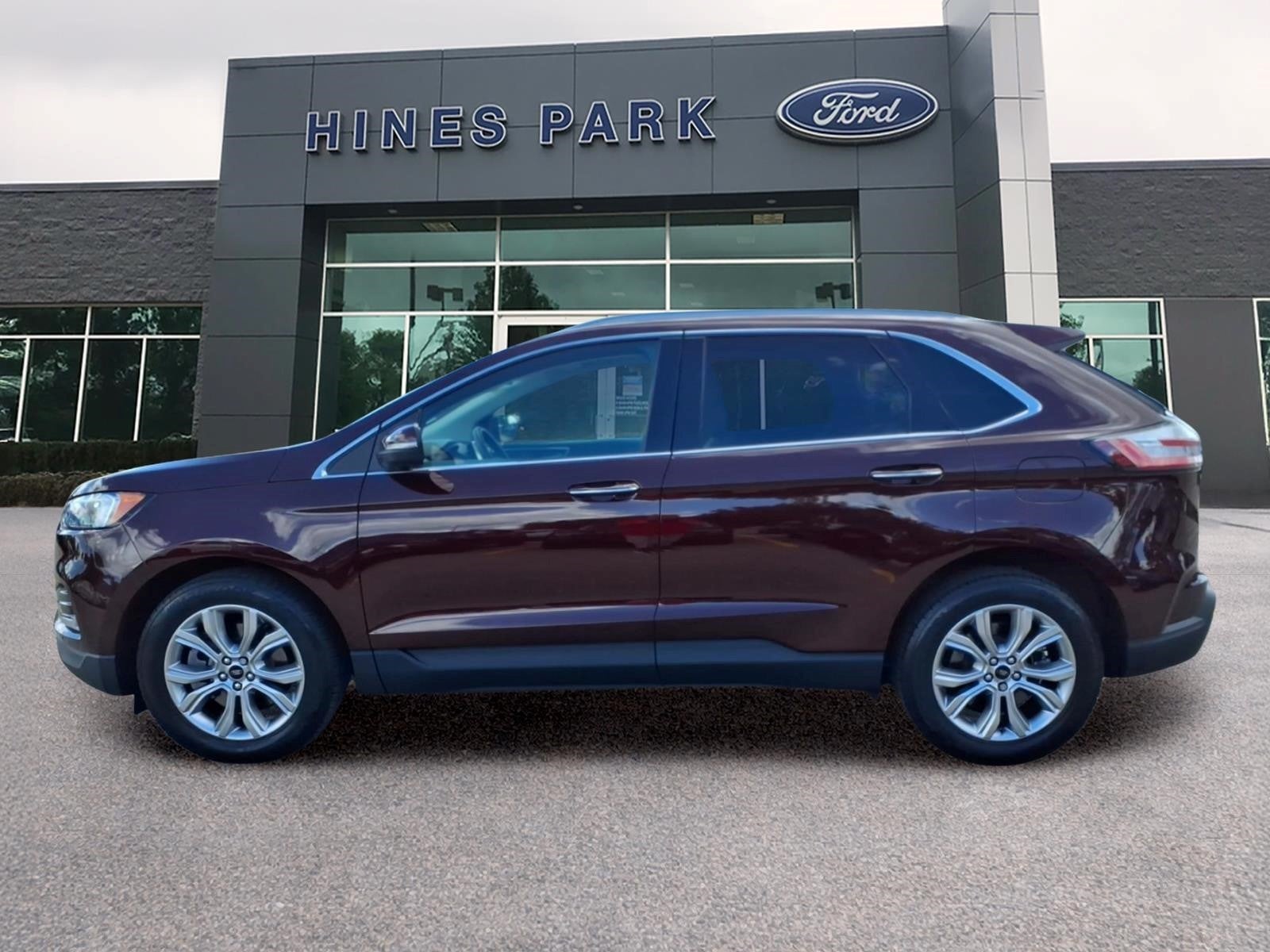 2024 Ford Edge Titanium