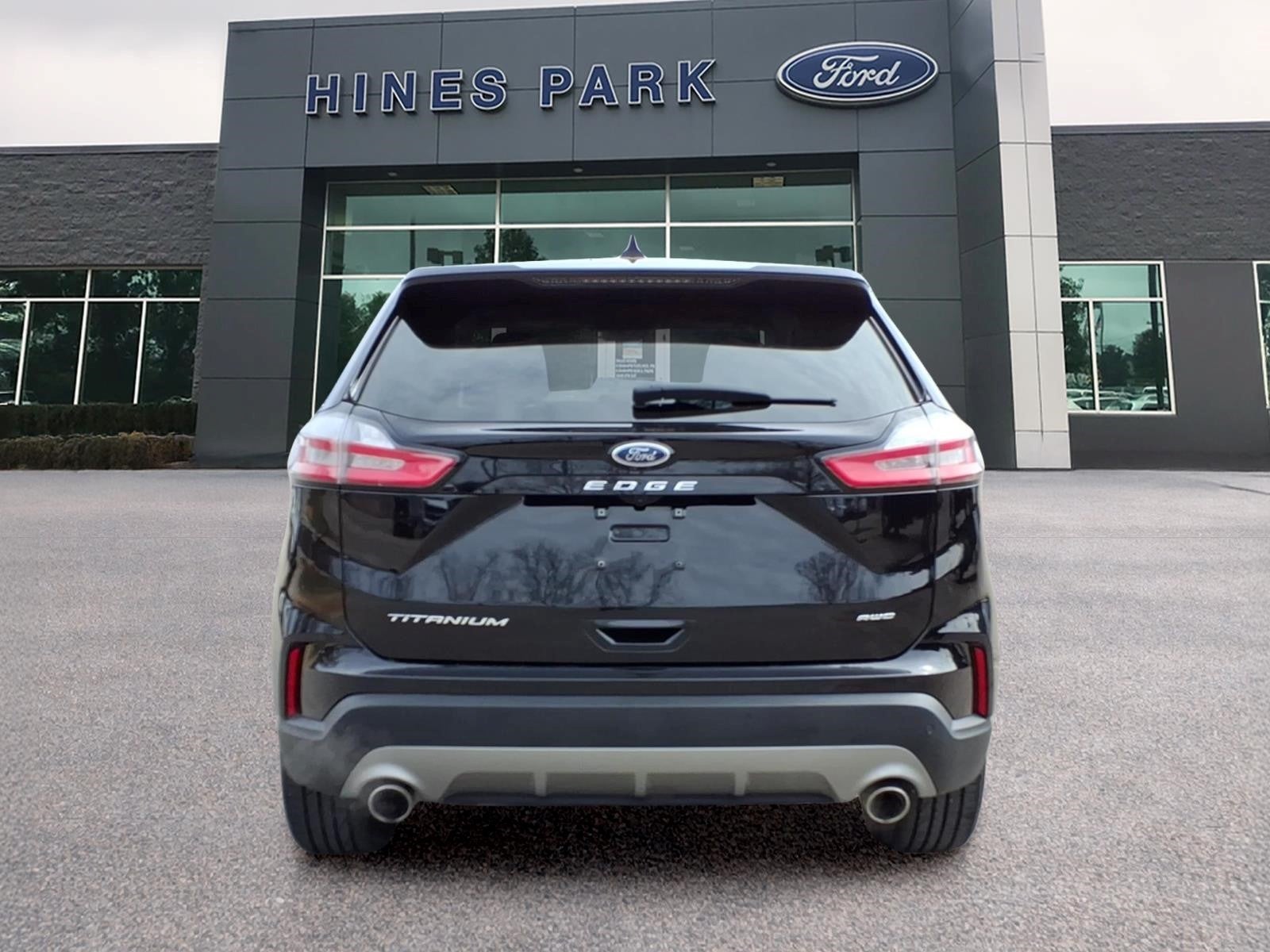 2024 Ford Edge Titanium