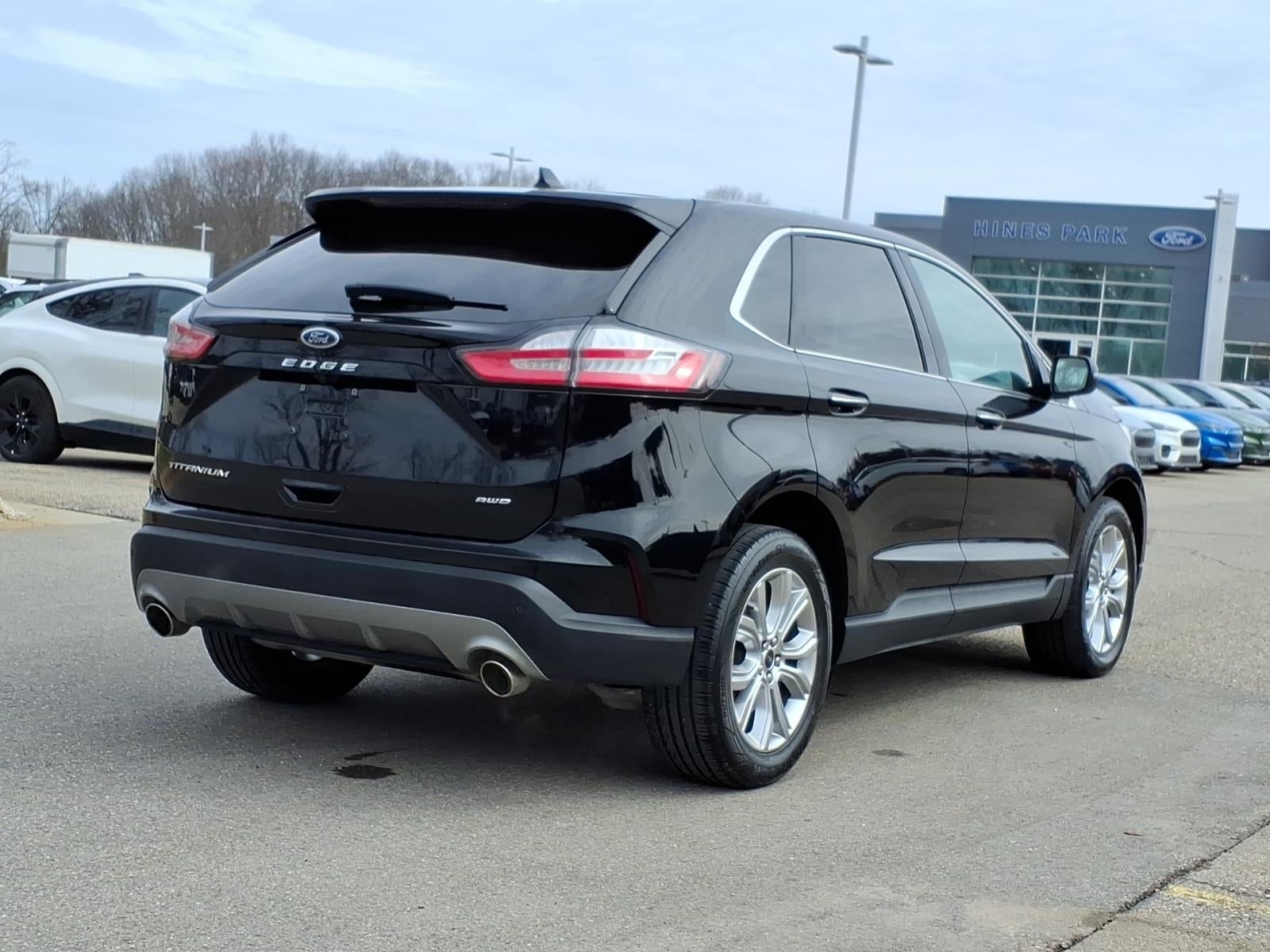 2024 Ford Edge Titanium