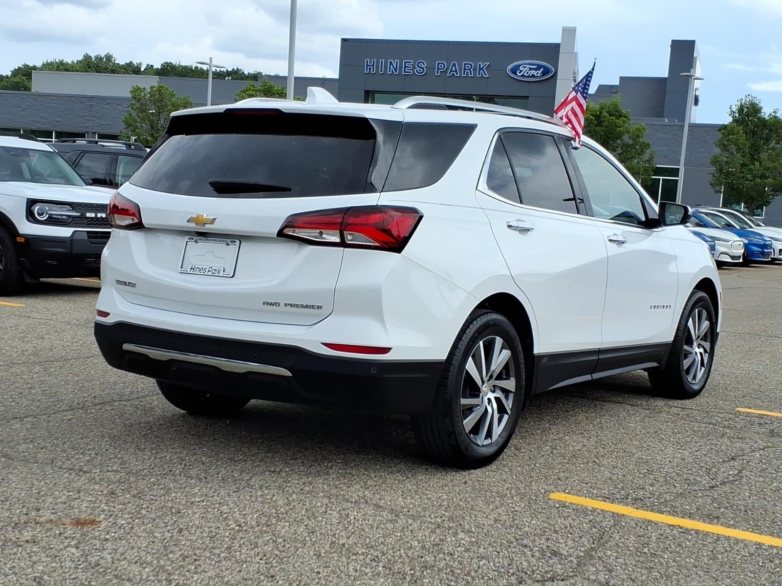 2022 Chevrolet Equinox 4x4 Premier 4dr SUV