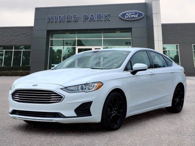 2020 Ford Fusion SE
