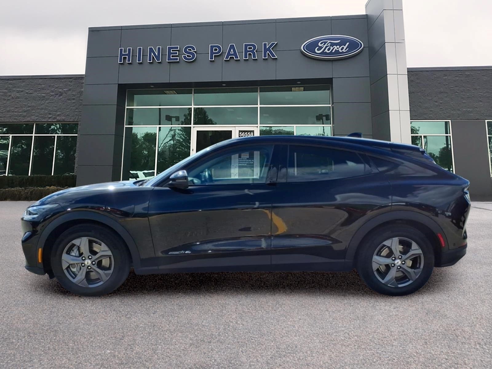 2023 Ford Mustang Mach-E AWD Select 4dr SUV