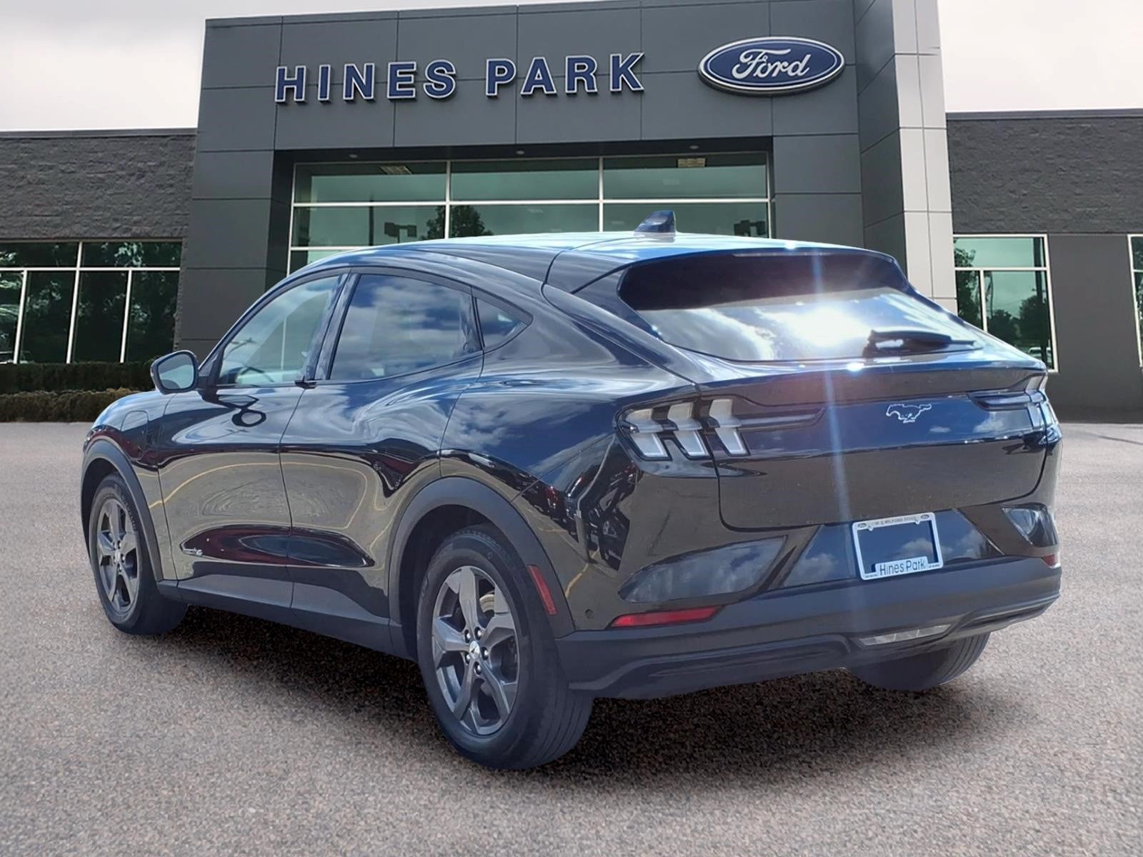 2023 Ford Mustang Mach-E AWD Select 4dr SUV