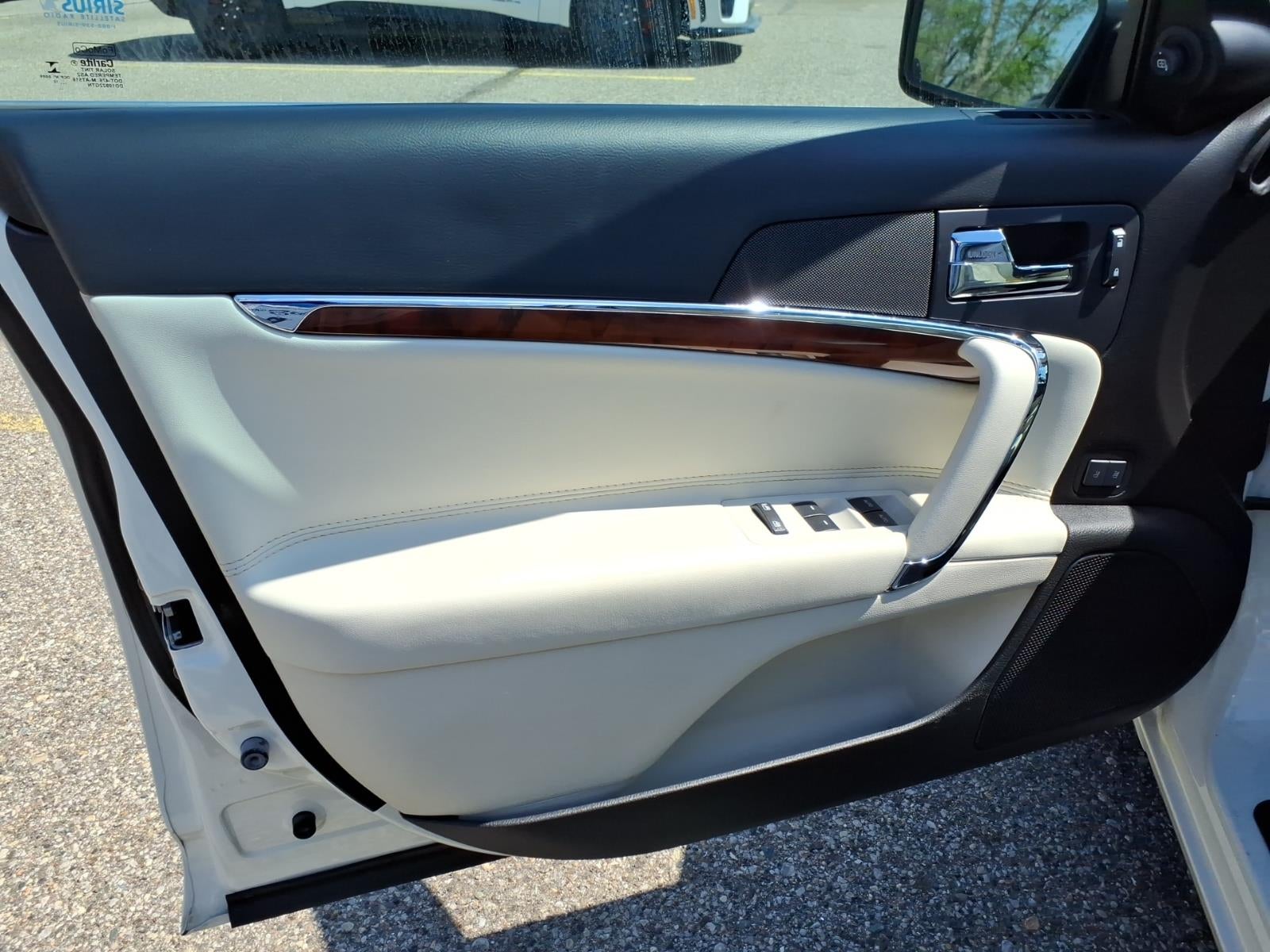 2012 Lincoln MKZ Base