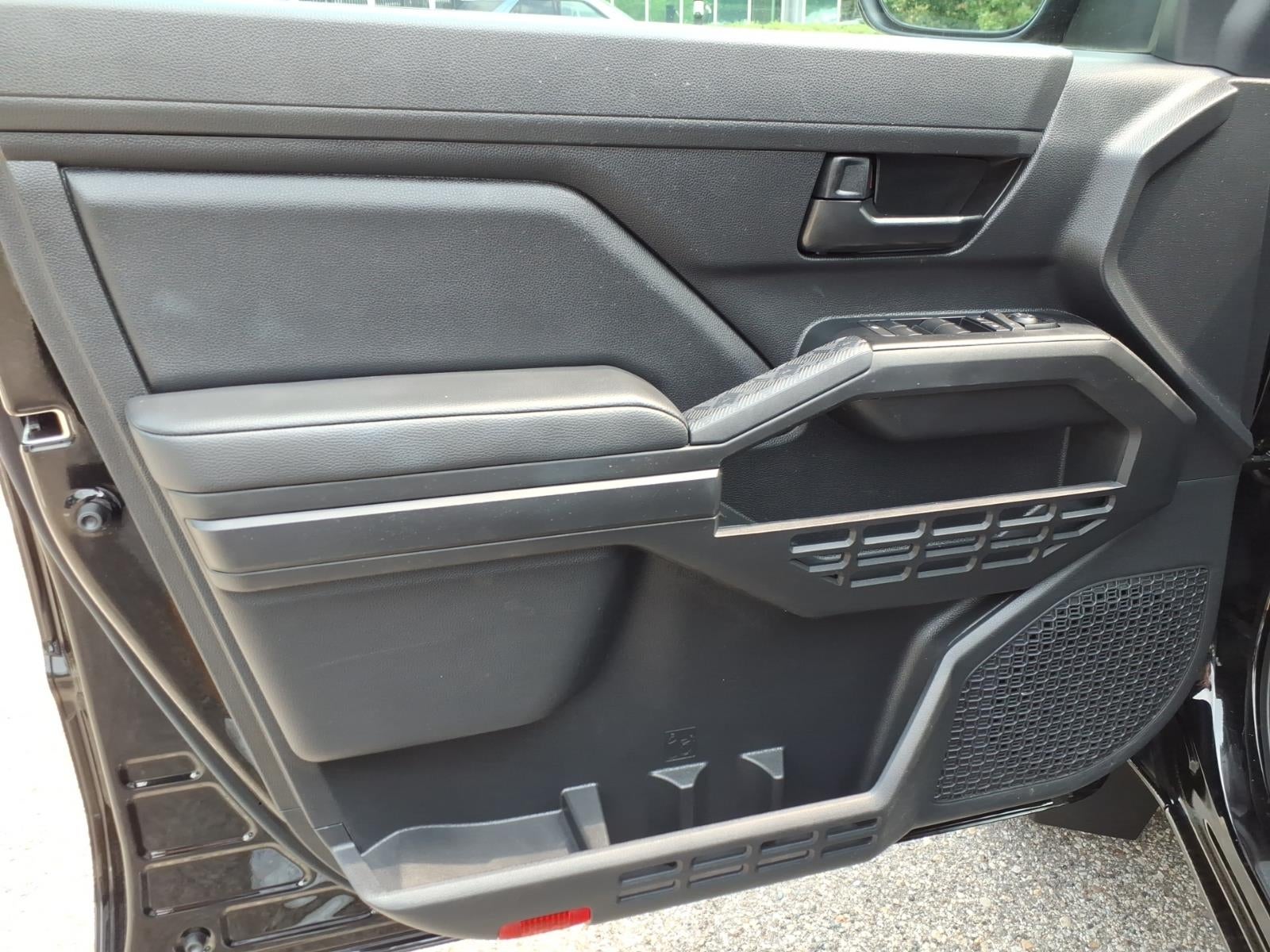 2024 Toyota Tacoma 4WD SR