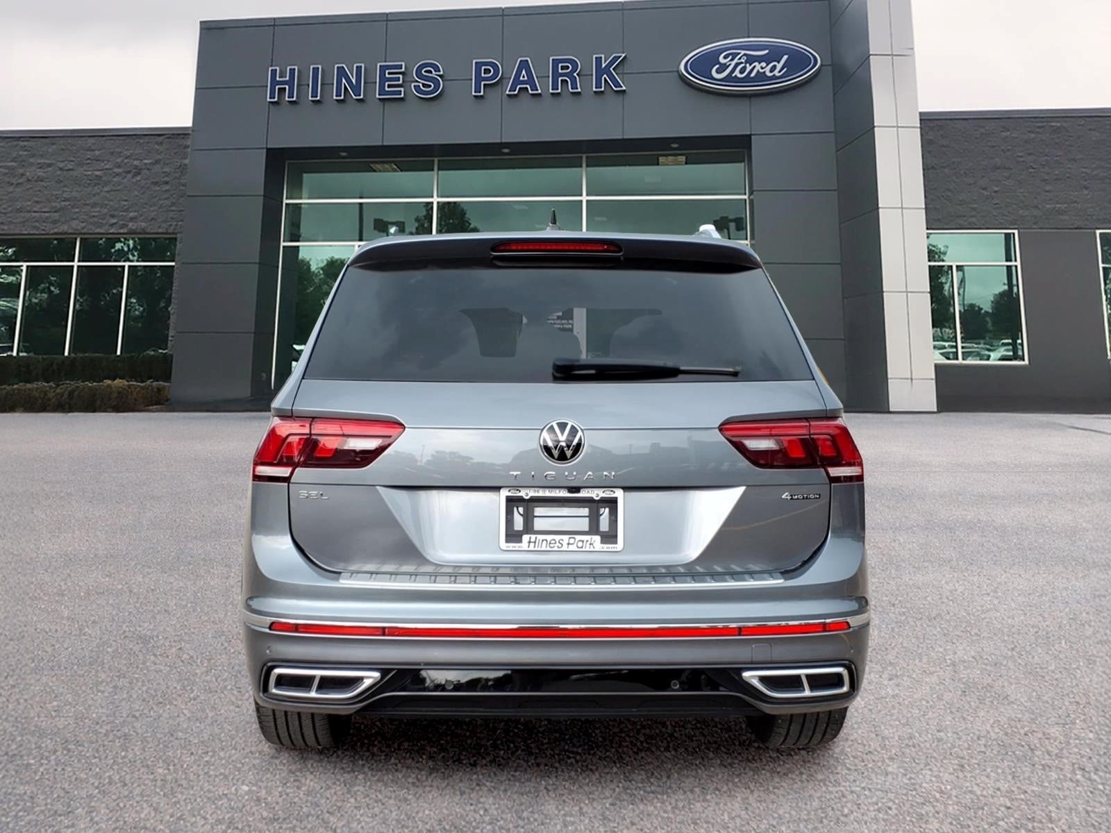 2024 Volkswagen Tiguan AWD SEL R-Line 4Motion 4dr SUV