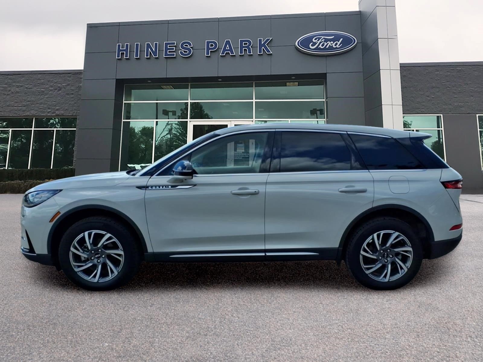 2023 Lincoln Corsair AWD Standard 4dr SUV