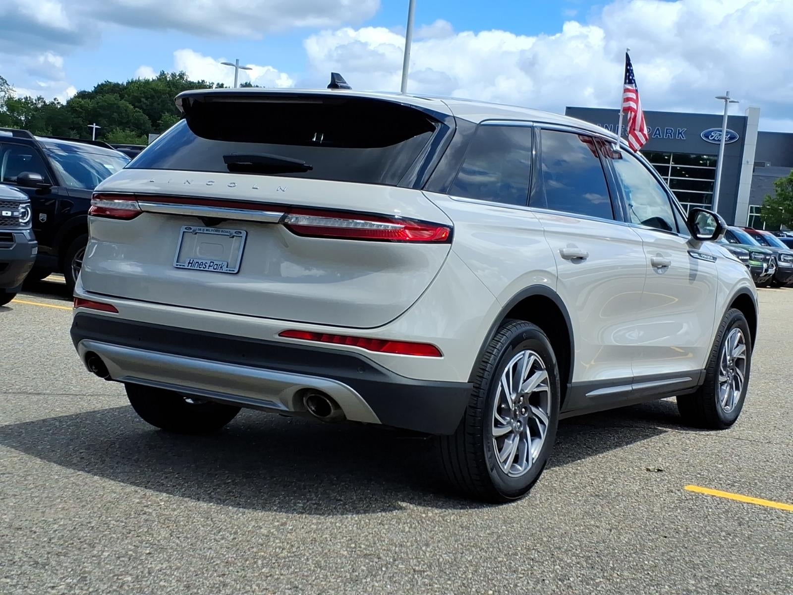 2023 Lincoln Corsair AWD Standard 4dr SUV