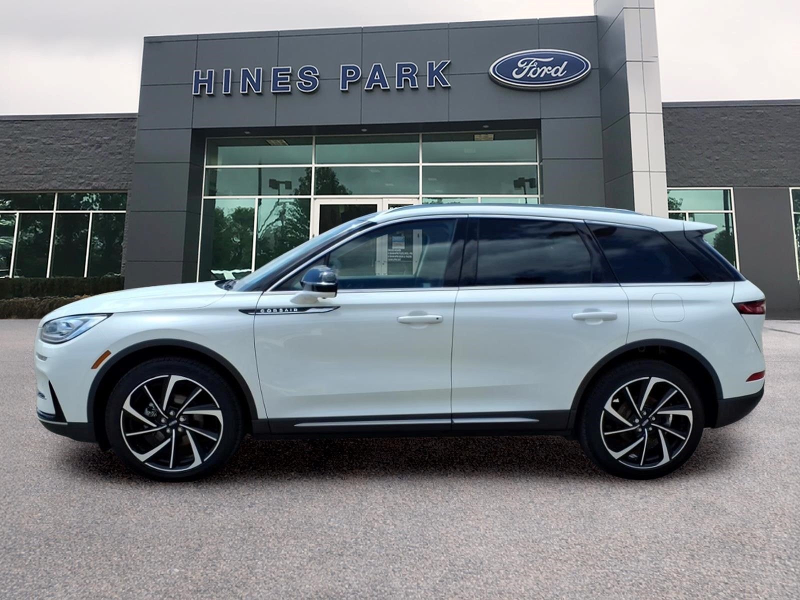 2023 Lincoln Corsair AWD Reserve 4dr SUV