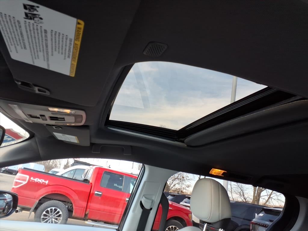 2022 Toyota Sienna XSE 7 Passenger