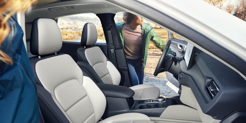 2024 Ford Escapes Front Seats