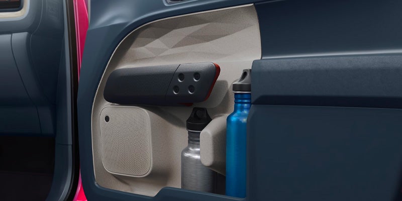 The door detail of the 2025 Ford Maverick in New Hudson, MI