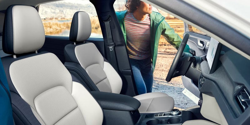 2026 Ford Escape cabin in New Hudson, MI with seating for five, panoramic Vista Roof, and flexible cargo space